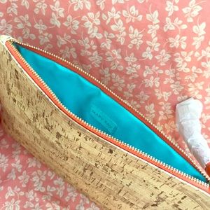 Makeup bag